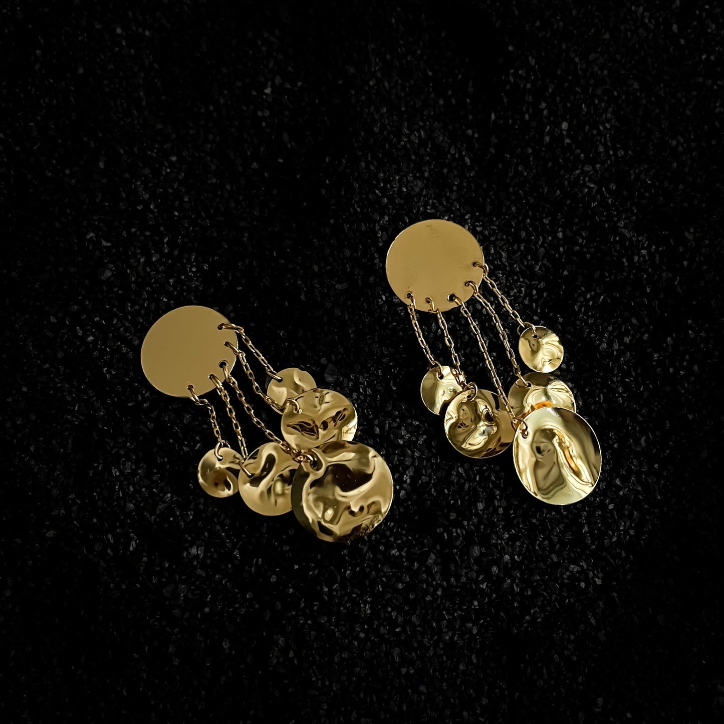 Guardami Earrings